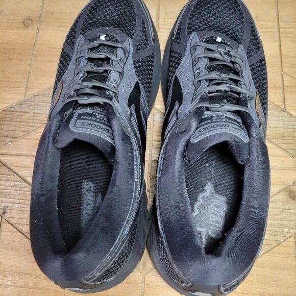Brooks Addiction 13 Mens Size 12D Medium Black Running Shoes Mesh Uppers‎ main image 11